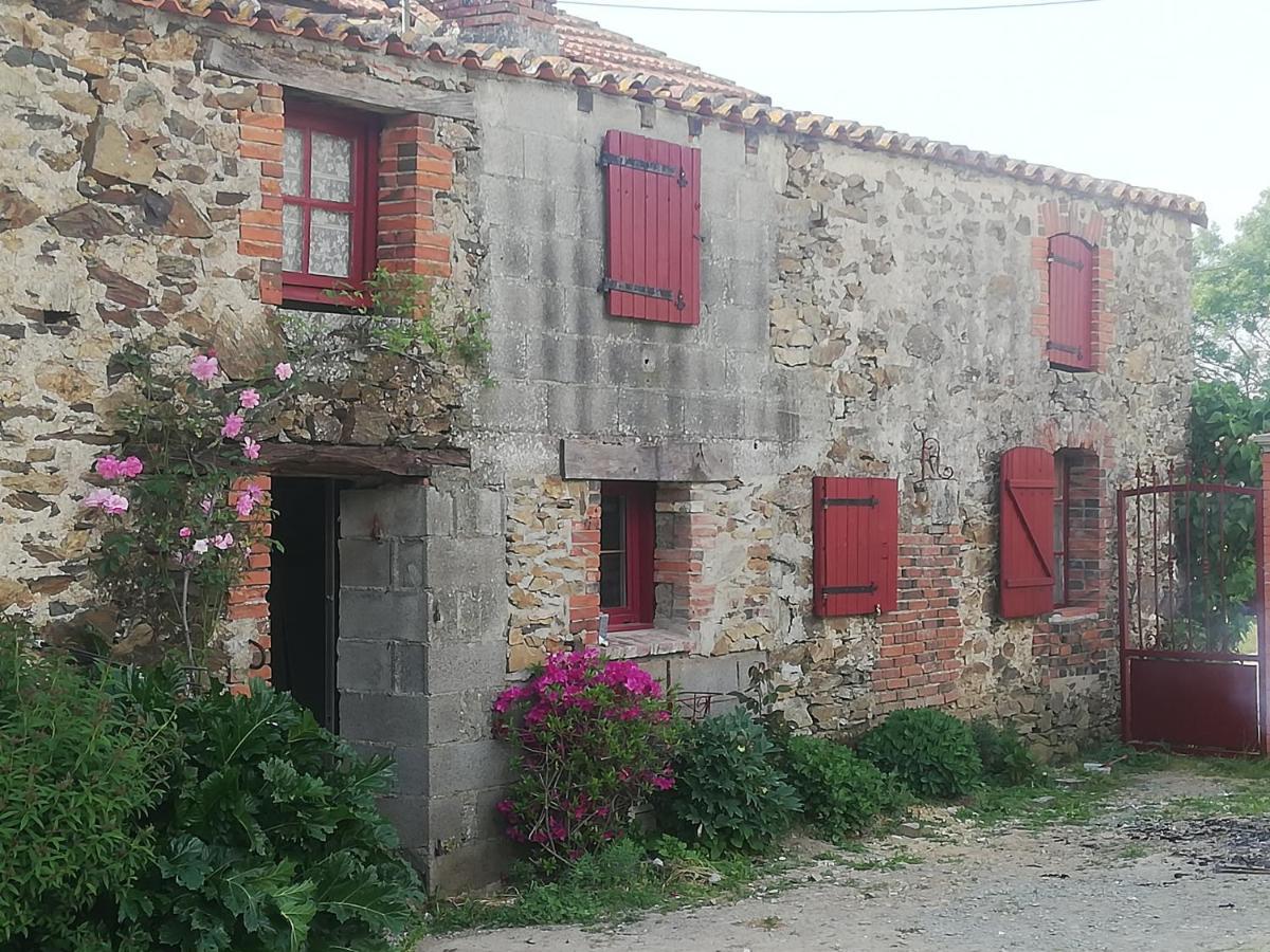 La Colline Des Hauts Bocages Vendeens 호텔 Mouchamps 외부 사진
